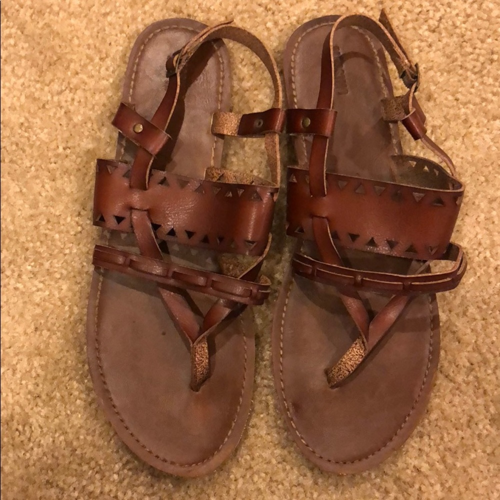 Leather sandals